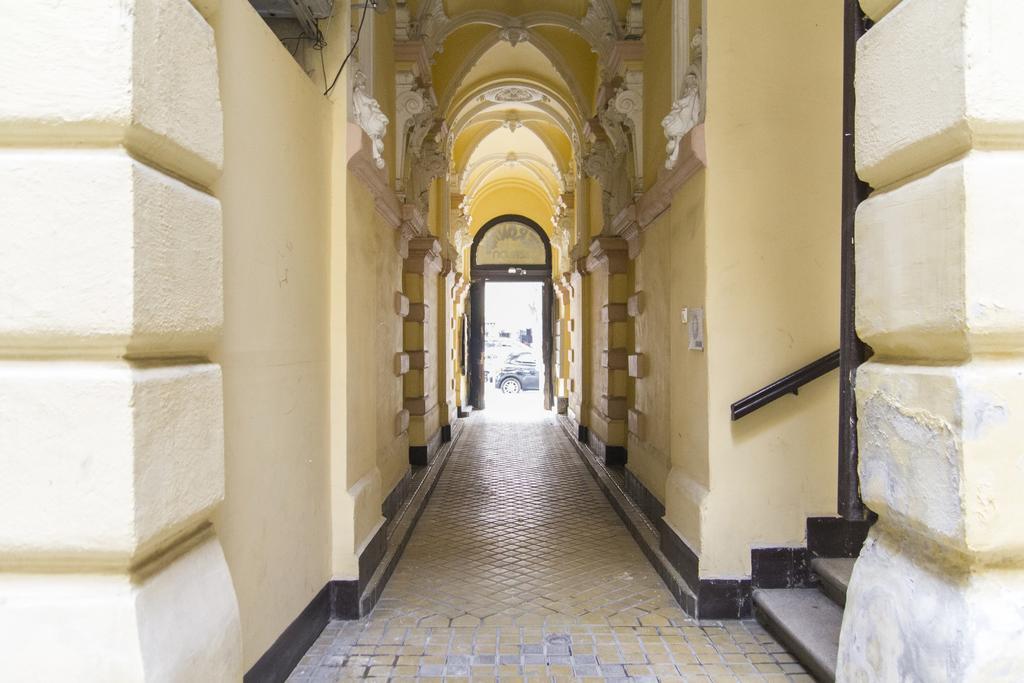 Authentic Grand Boulevard Βουδαπέστη Εξωτερικό φωτογραφία