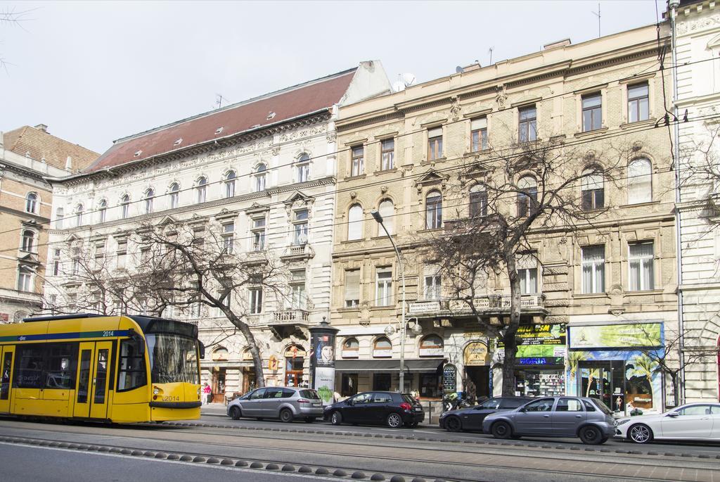 Authentic Grand Boulevard Βουδαπέστη Εξωτερικό φωτογραφία
